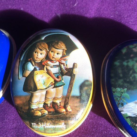MJ Hummel Vintage Mini Tin Pill Box Set - Picture 3 of 5